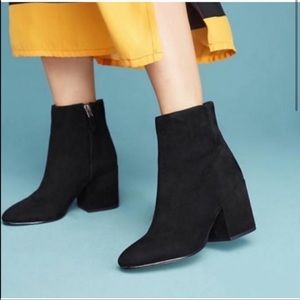LAST CALL Sam Edelman Taye Booties Size 8